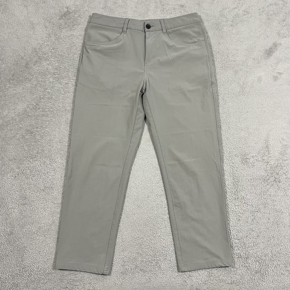 Vuori Pants Mens 30x24 Short Gray Chino 5 Pocket Performance V430